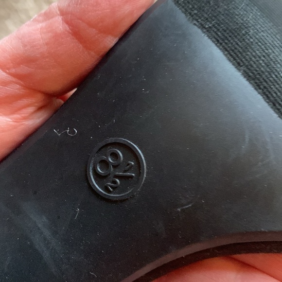 Block heel sandals - Picture 7 of 9